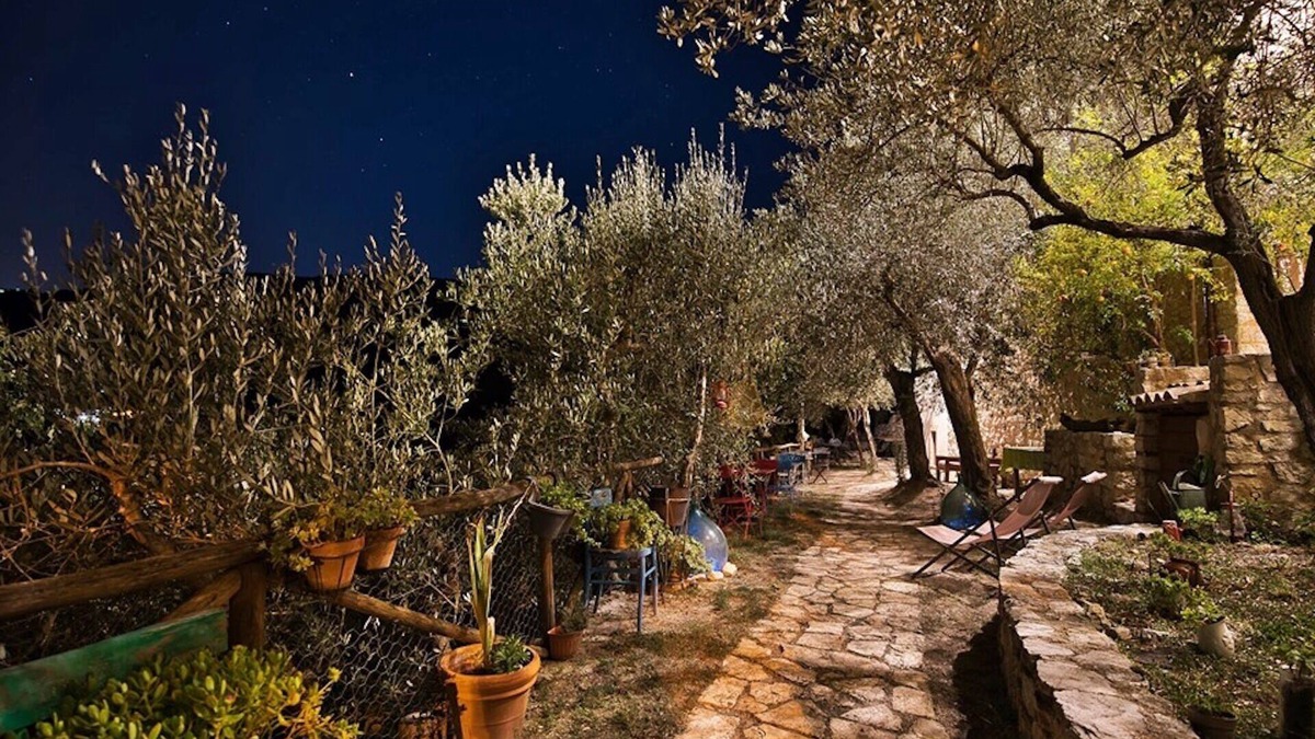 Precetto House | Guesthouse Runcini 3 bedroom farmhouse in medieval village with a view