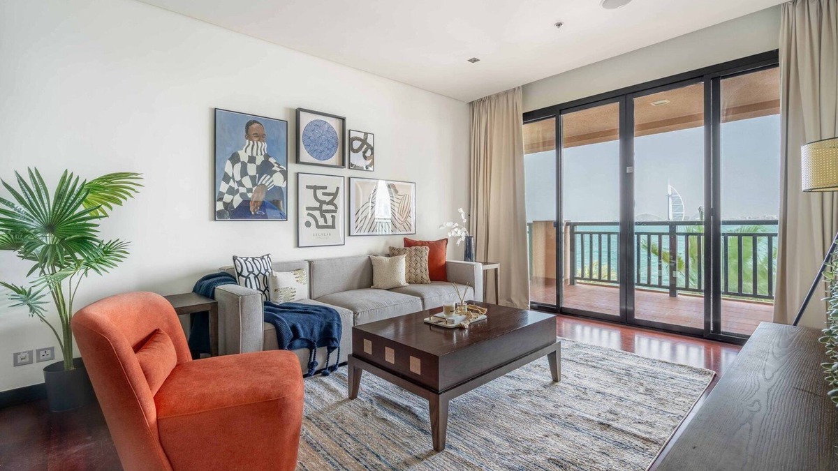 Palm Jumeirah Apartment | GuestReady - A Glimpse of Burj Al Arab