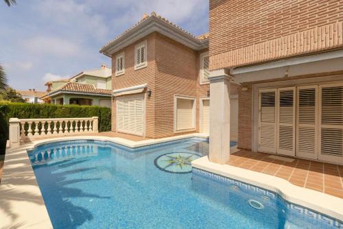 Puig Villa | GuestReady - A un paso del Mediterráneo