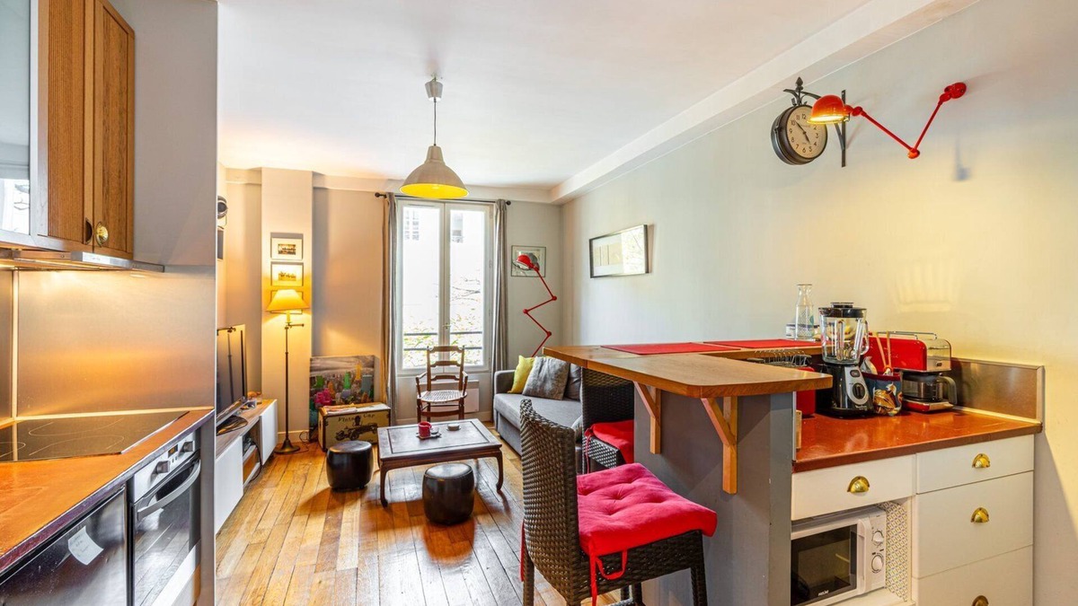 Combat Apartment | GuestReady - Amazing stay in the 19th arr.