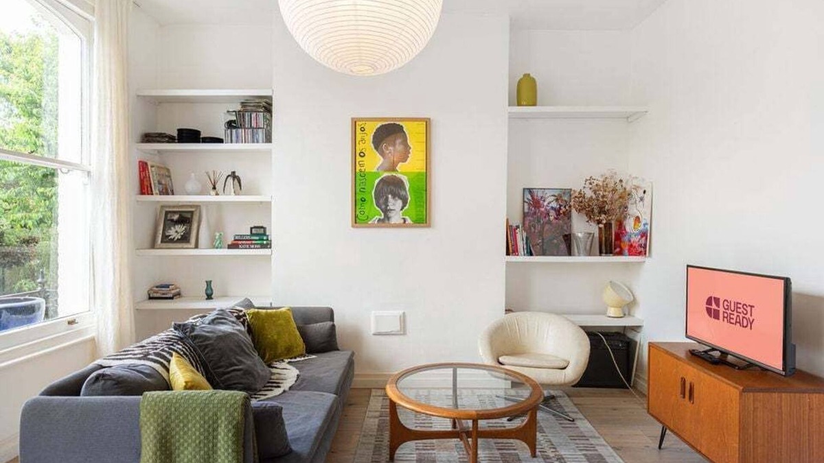 Mildmay Apartment | GuestReady Essential - Tranquil home in London
