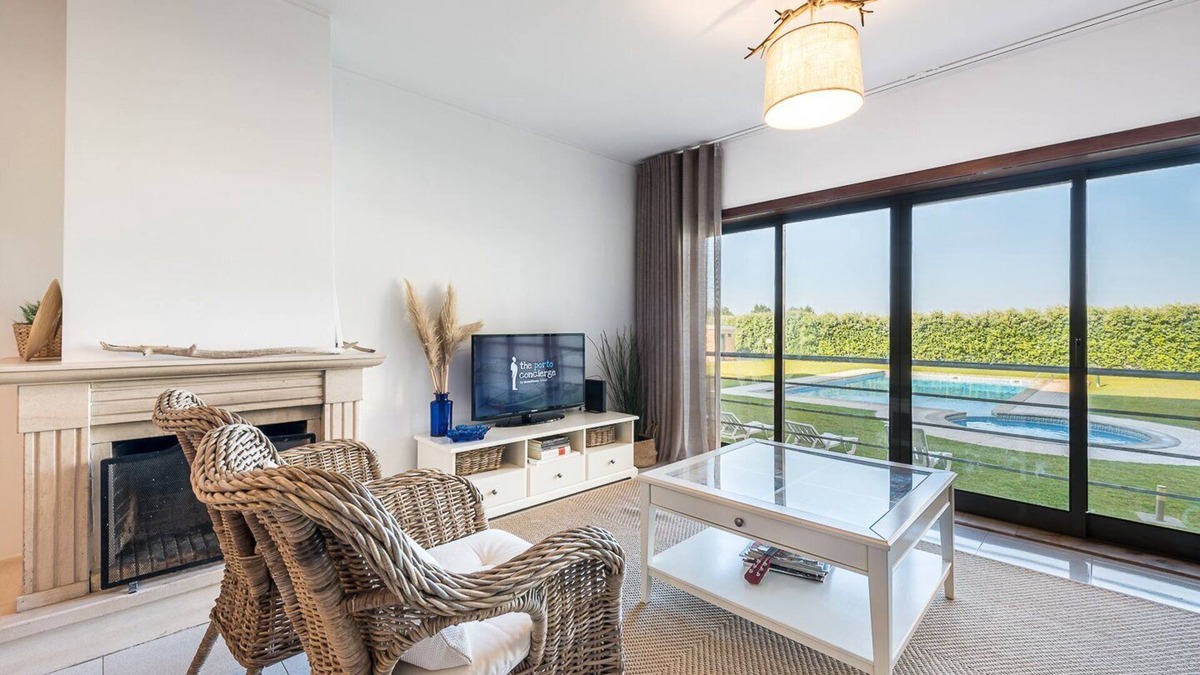 Madalena Apartment | GuestReady - Madalena Beach Pool & Tennis