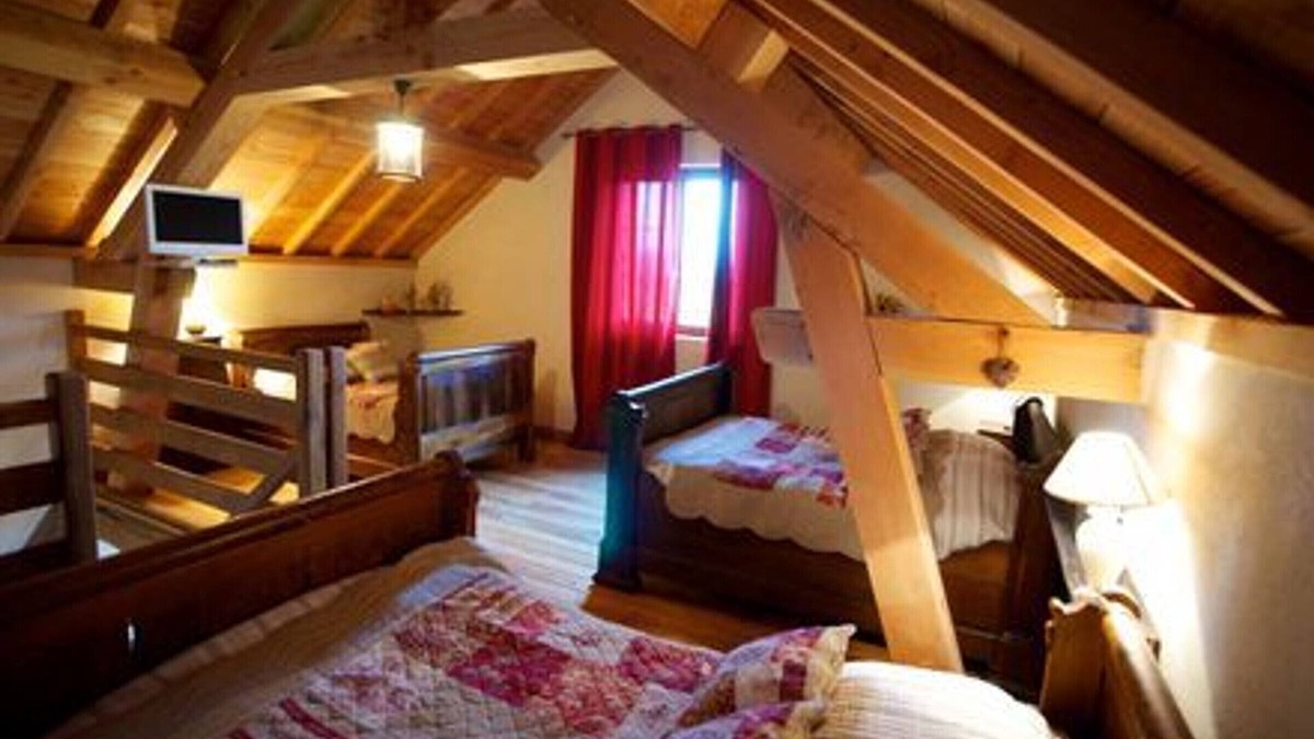 Pouligny-Notre-Dame Bed & Breakfast | Guestroom Pouligny-Notre-Dame, studio flat, 6 persons