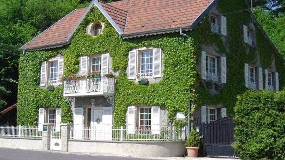 Plancher-Bas Bed & Breakfast | Guestroom Plancher-Bas, studio flat, 2 persons
