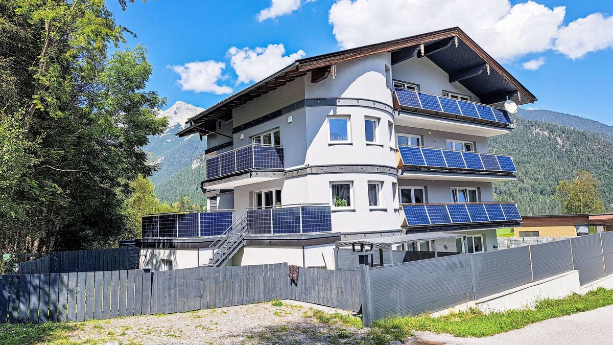 Steinberg am Rofan Apartment | Guffertblick by Interhome