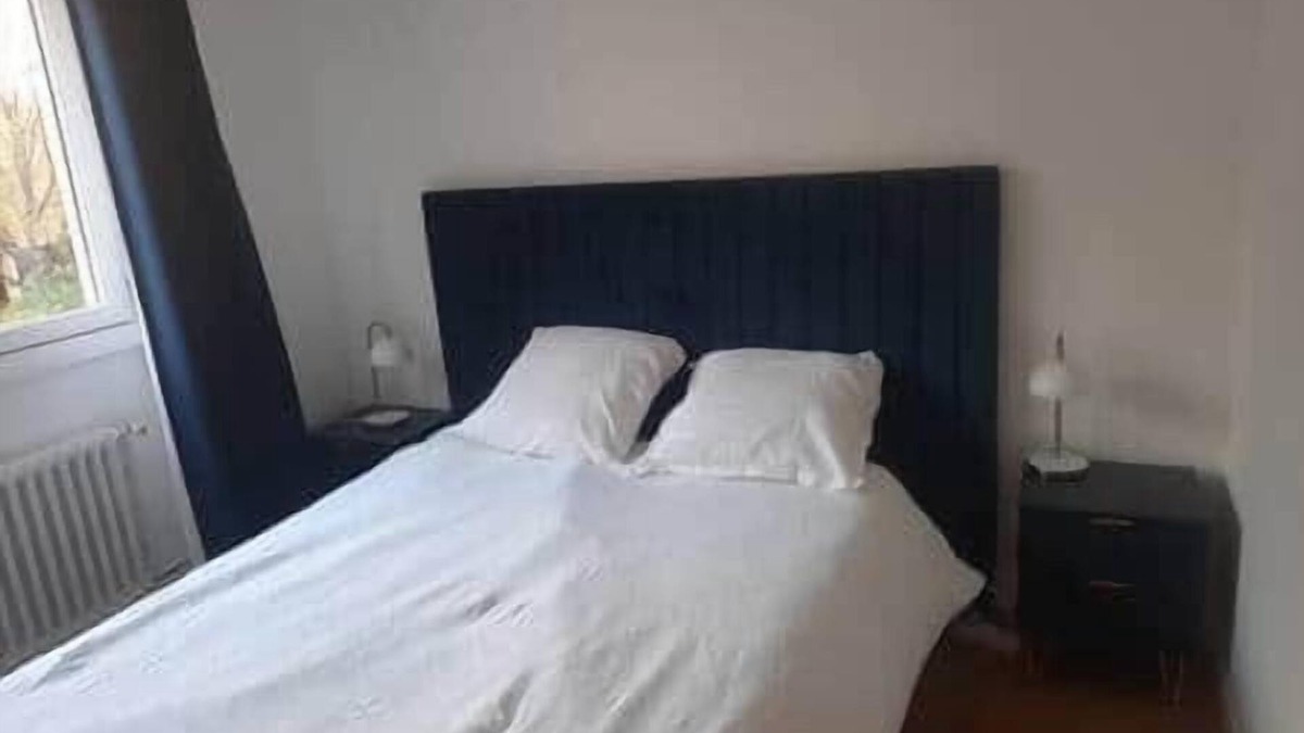 Perrache Apartment | "Guillaume Cityscape" - 4-room apartment