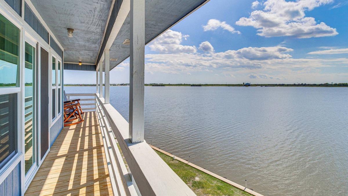 Port Lavaca Cottage | Gulf Coast Cottage w/Beach Access: Fish & Paddle!