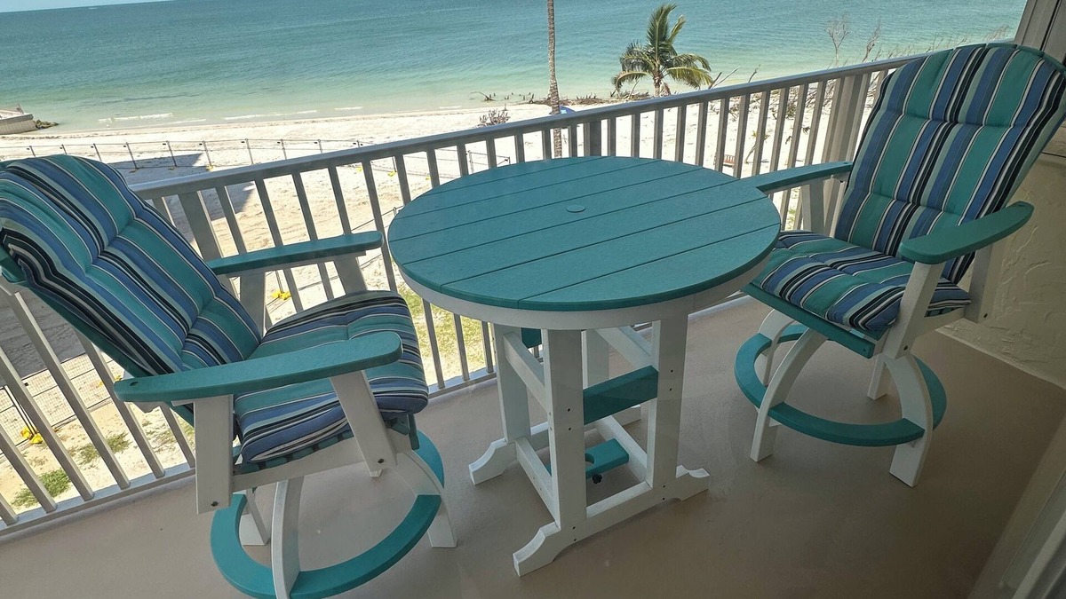 South Island Condo | Gulf Front Condo completely remodeled ,100 steps to the beach.
