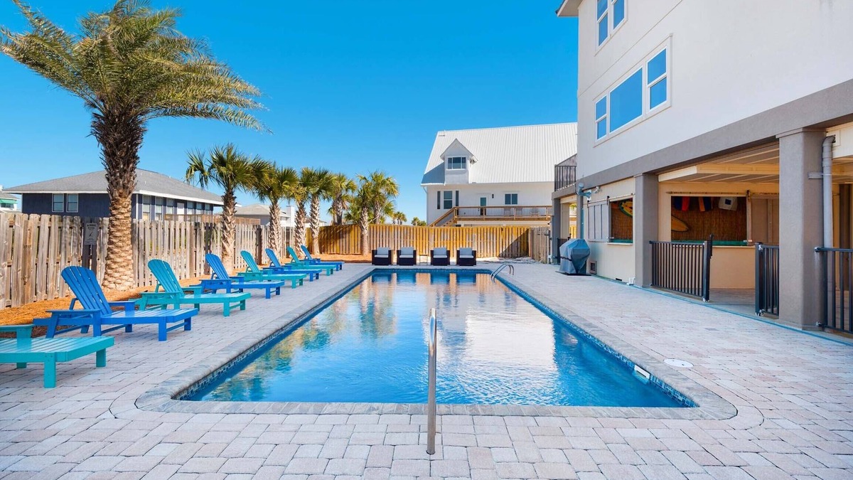 Pensacola Beach House | 🏝️Gulf Views-Private Pool-Event Space Emerald Oasis 🏝️