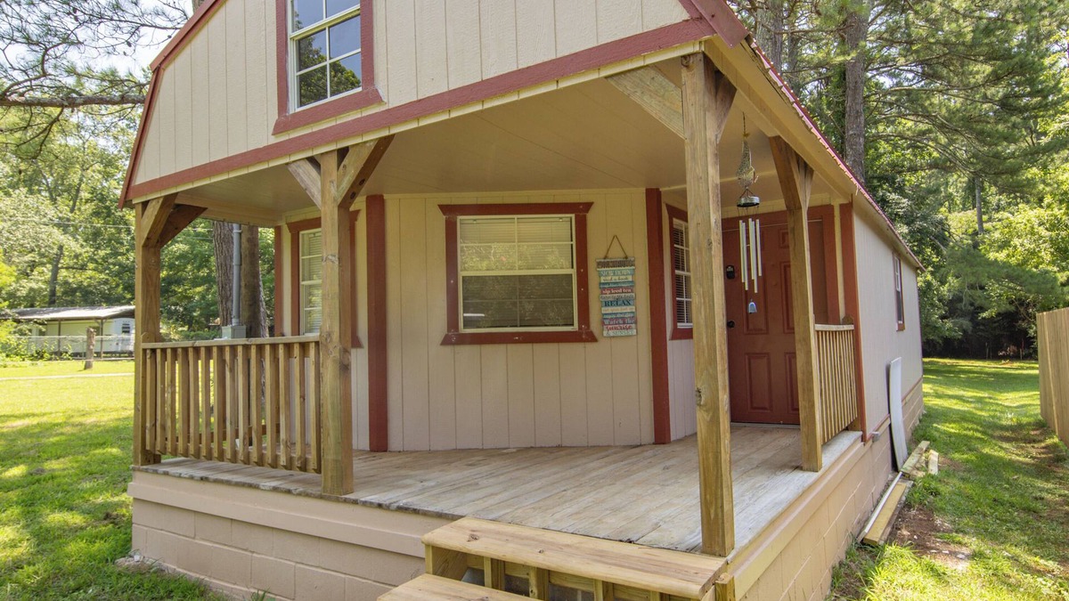 Groveoak Cabin | GUNTERSVILLE LAKE, WATERFRONT BOAT RAMP PRIVATE COMMUNITY GATED BOAT RAMP ALSO!