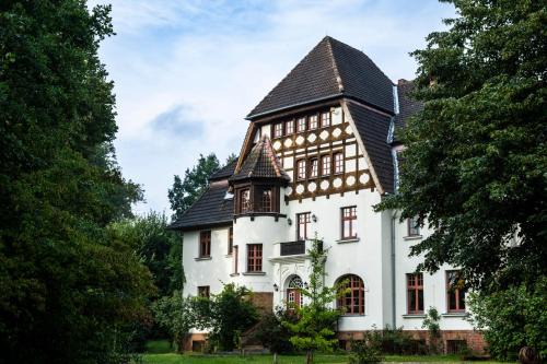 Bruel Apartment | Gut Alt Necheln