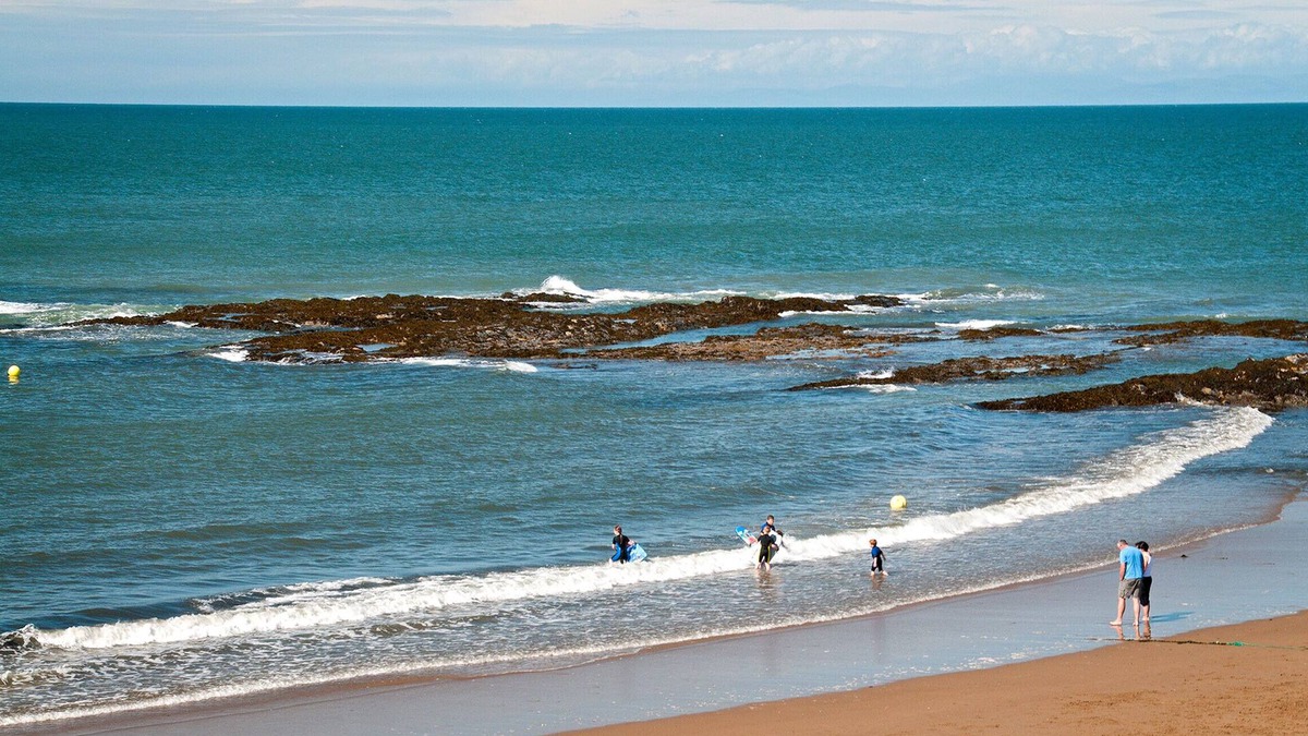 Llansantffraed House | Gwelfor - Four Bedroom House, Sleeps 8