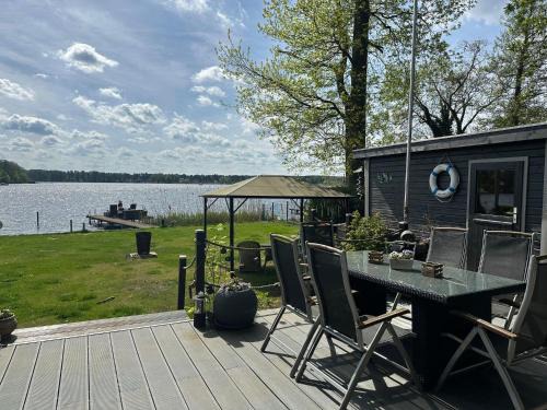 Zernsdorf House | Häuser am See