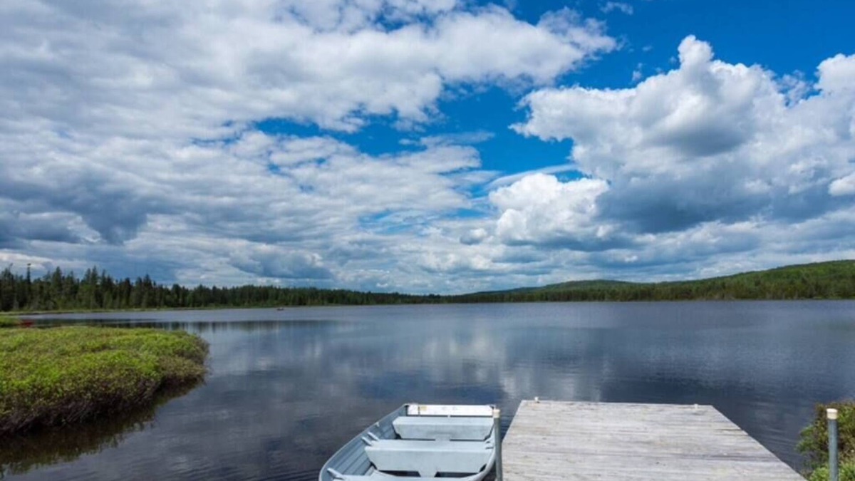 Saint Hilarion Ski Chalet | Hôtel à la maison - Le Marijé, lac et nature!