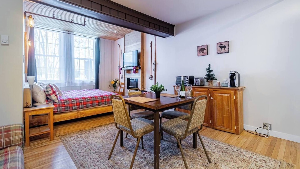 Pointe-au-Pic Apartment | Hôtel à la maison - Le Manoir #2