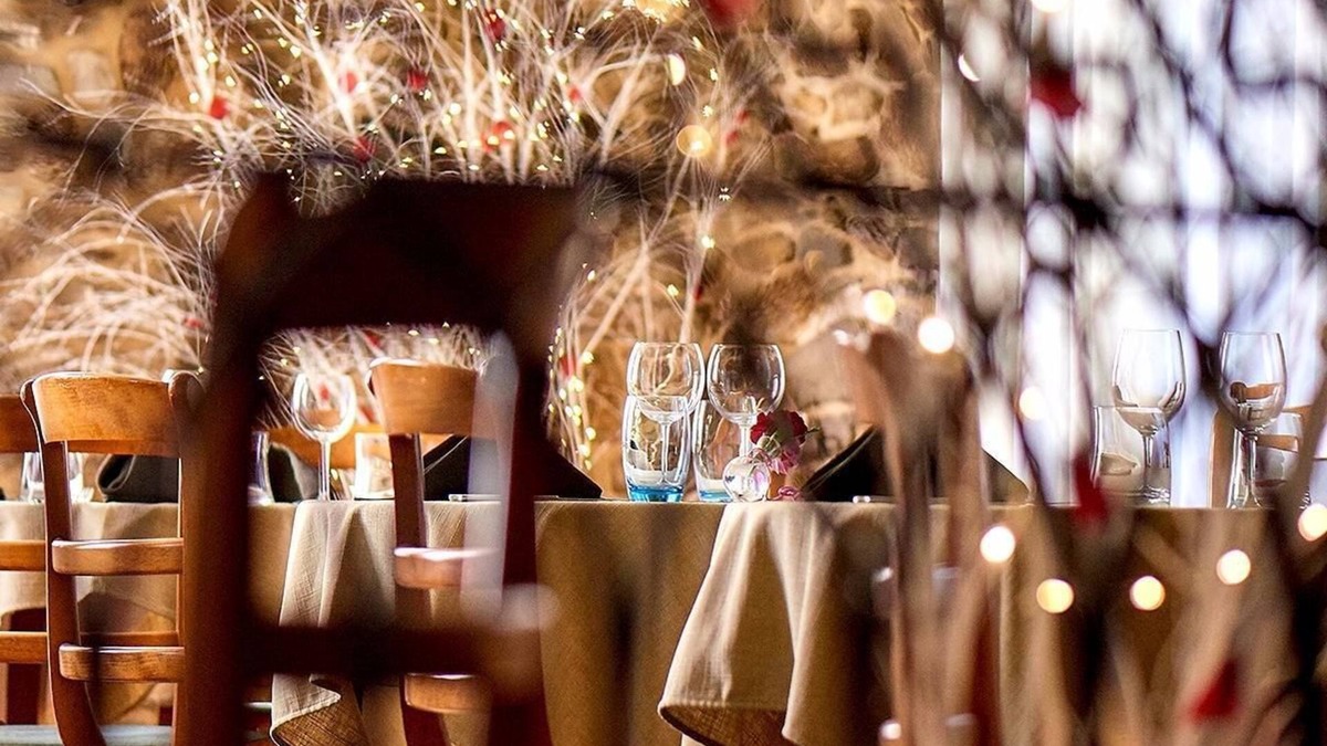 Ernee Hotel | Hôtel du Grand Cerf