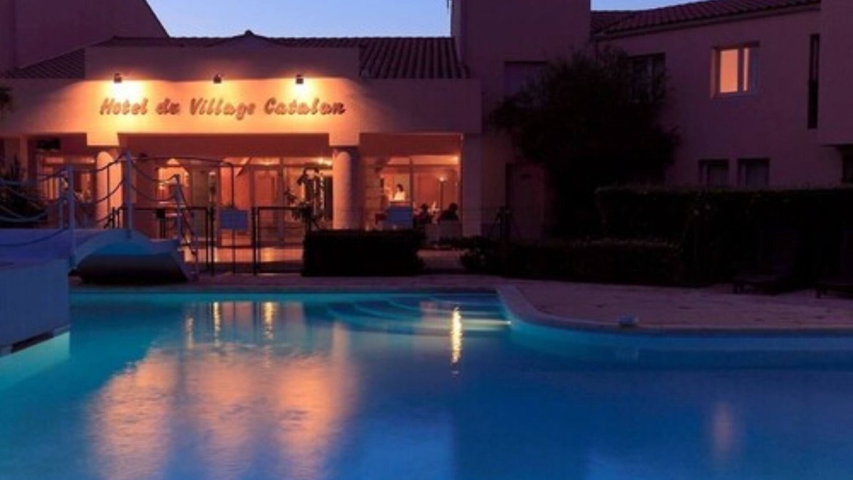 Banyuls-dels-Aspres Hotel | Hôtel Du Village Catalan