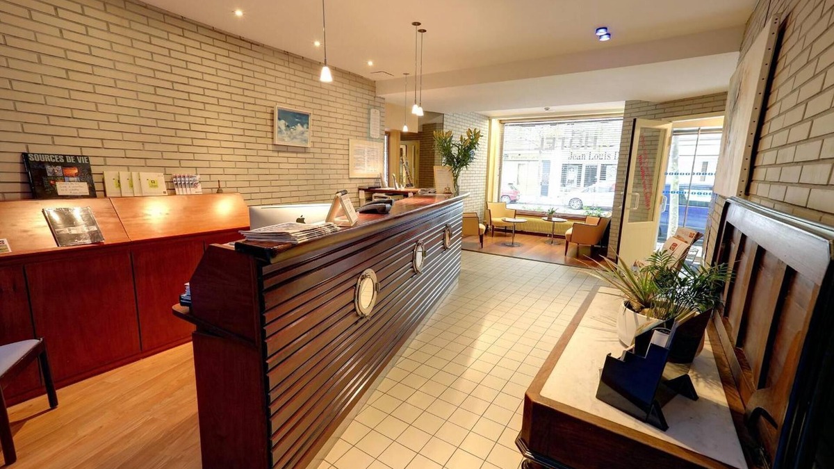 Malo-les-Bains Hotel | Hôtel L'Hirondelle