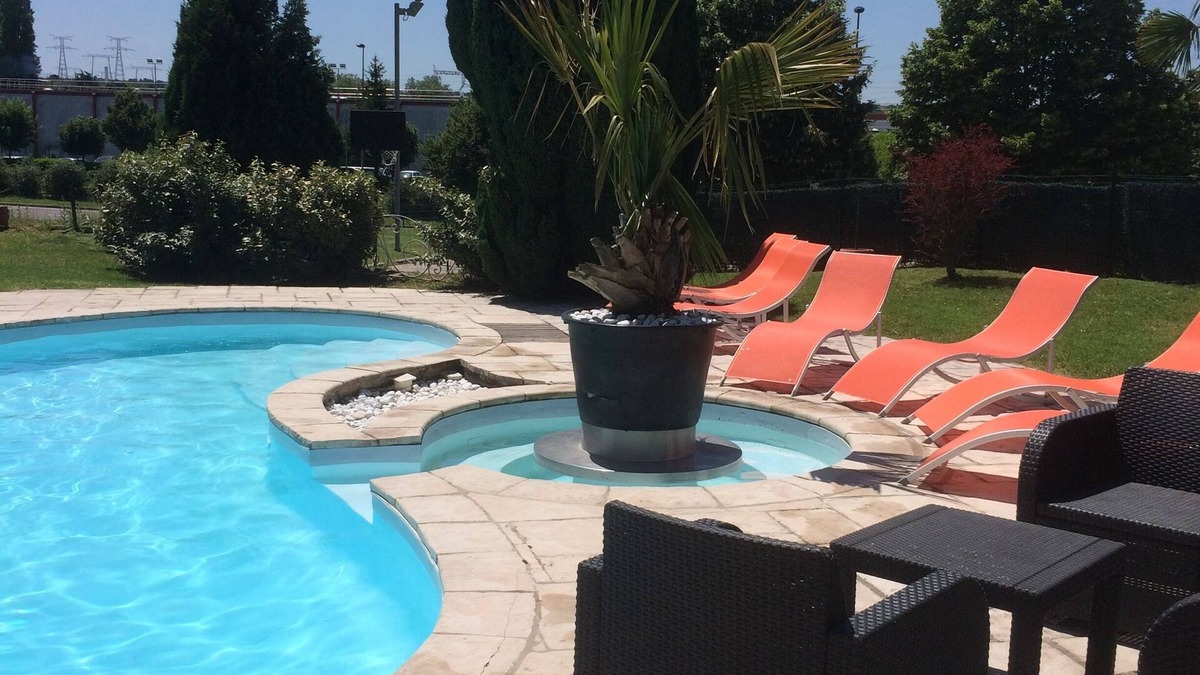 Chesnes Hotel | Hôtel La Roselière
