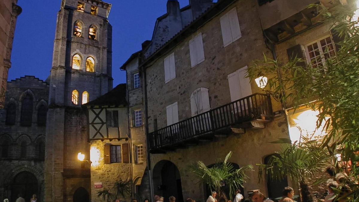 Beaulieu-sur-Dordogne Hotel | Hôtel Le Beaulieu