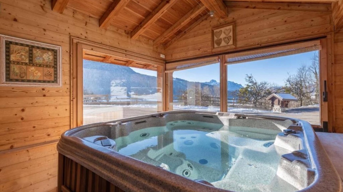 Saint-Paul-en-Chablais Hotel | Hôtel Le Bois Joli