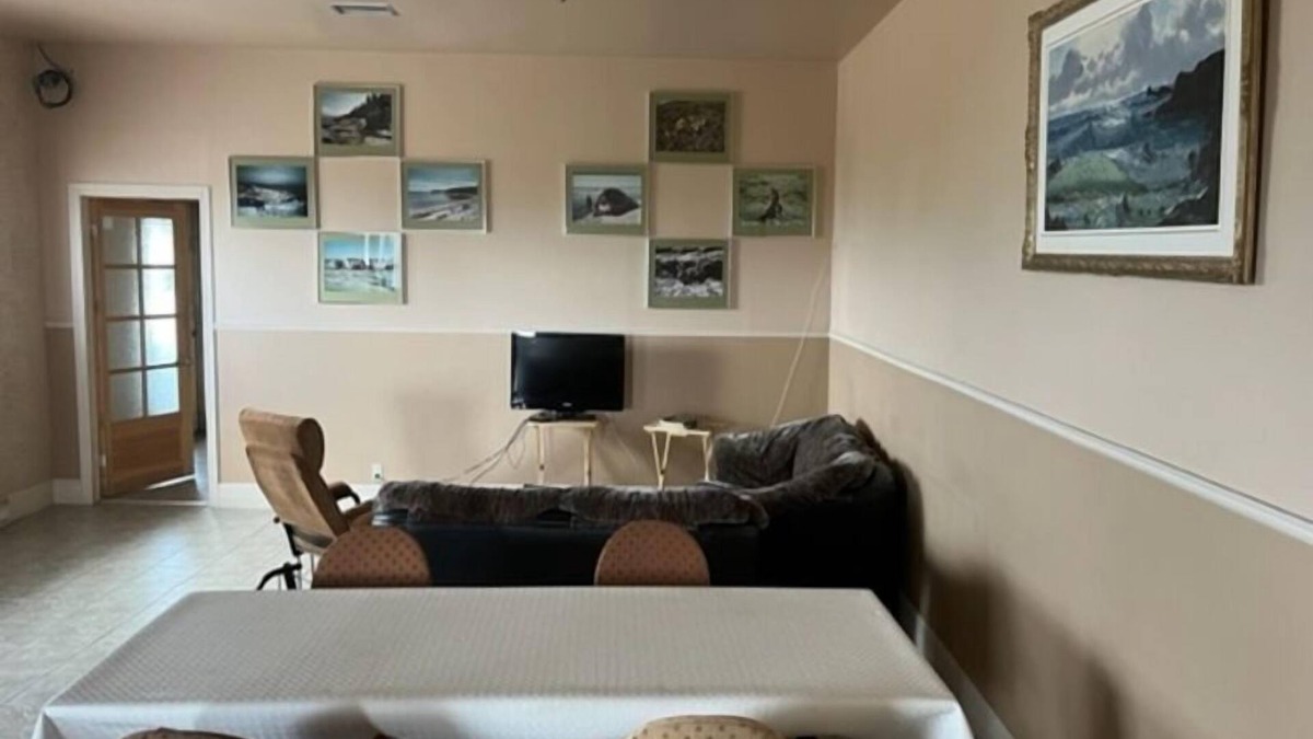 Longue-Pointe-de-Mingan Hotel | Hôtel Motel de la Minganie