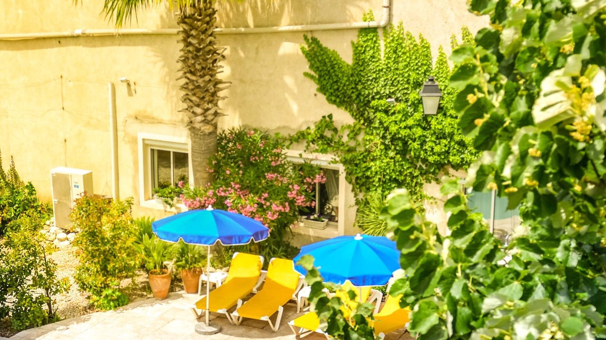 Nissan-lez-Enserune Hotel | Hôtel Résidence
