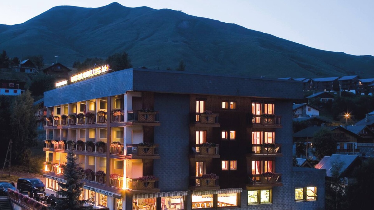 La Toussuire Hotel | Hôtel Restaurant SPA Les Soldanelles