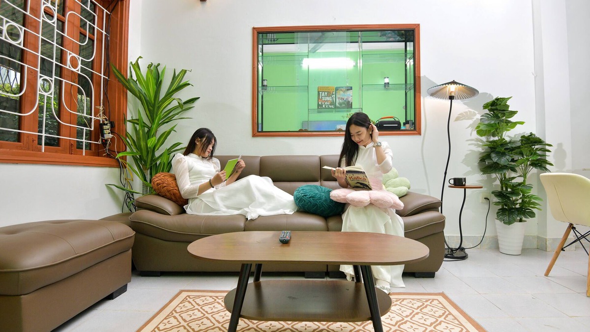 Ba Dinh House | Hằng Home - 4 Bedrooms Train View Balcony Gym