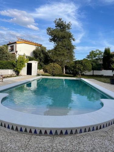 Alhendin House | habitaciones con piscina privada en casa de campo, Granada
