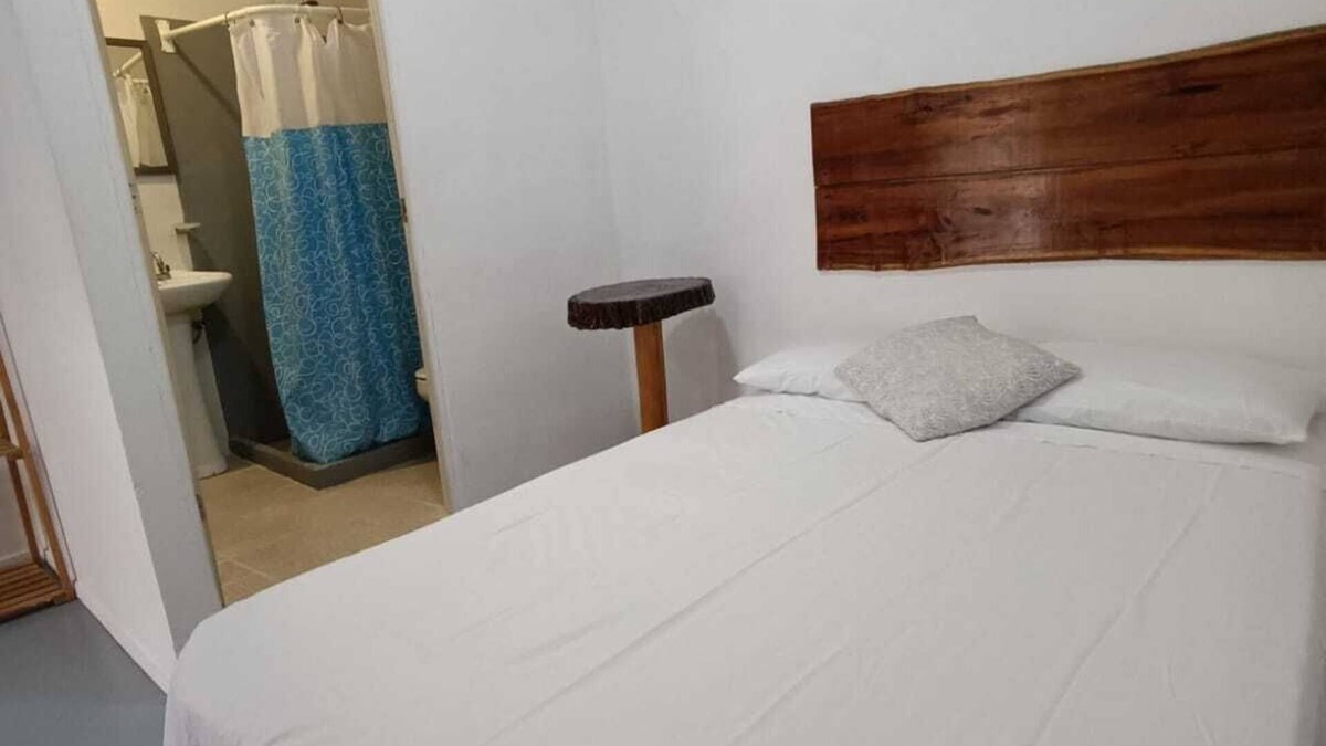 Centro Apartment | Habitaciones de Hotel Tipo Europeo, Para Parejas, Grupos Grandes, Personas Solas