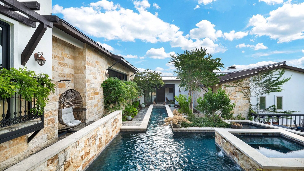Forest Crest House | Hacienda - A Birdy Vacation Rental