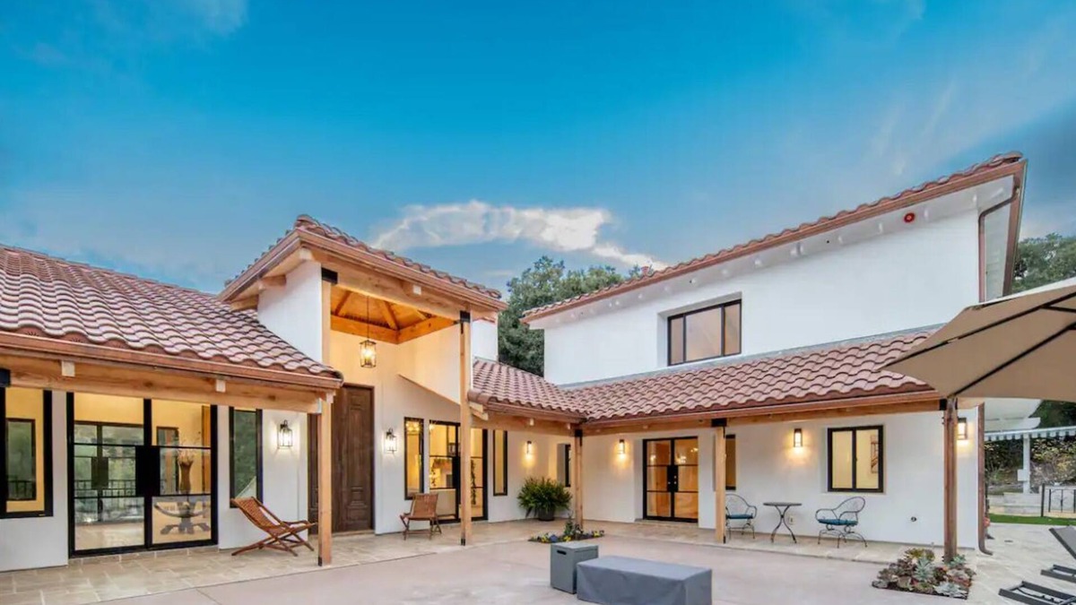 Salinas House | Hacienda Style Home, Swimming Pool, Hot Tub, Outdoor BBQ Area, Fire Pits