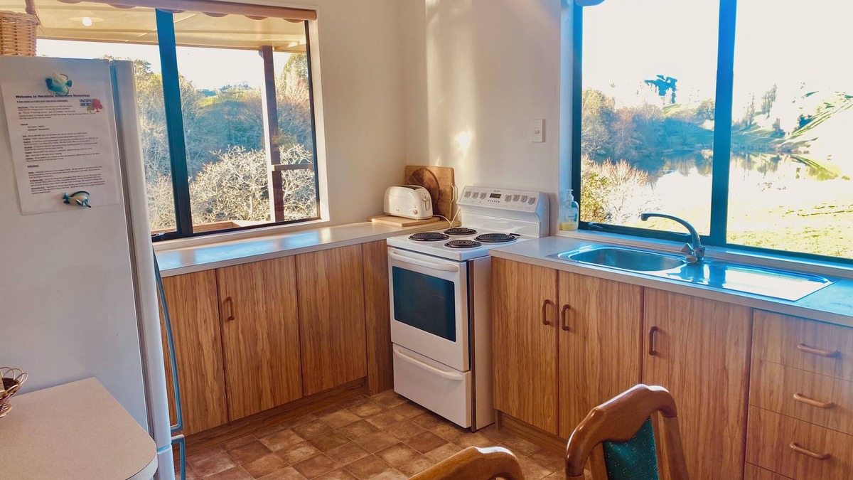 Tiniroto Cottage | Hackfalls Arboretum Cottage