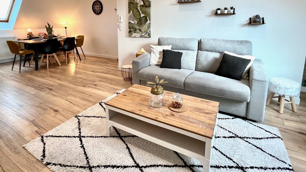 Sannerville Apartment | Hadar YourHostHelper