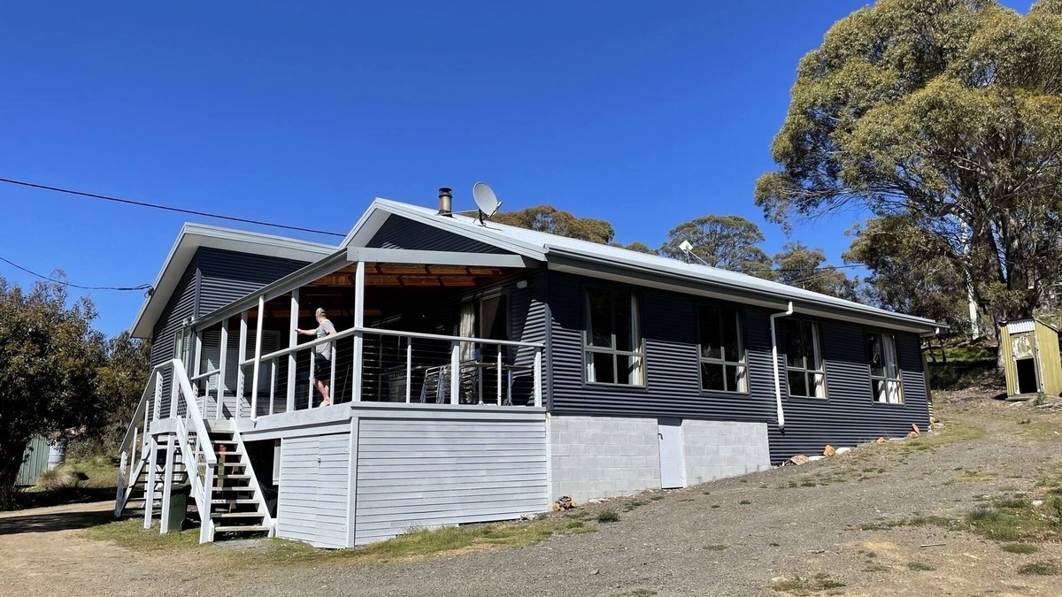 Miena House | Haddens Haven in Meena, Tasmania