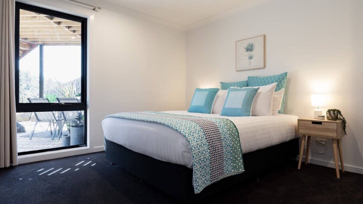 Hadspen Apartment | Hadspen Riverview Retreat: Leatherwood Apartment