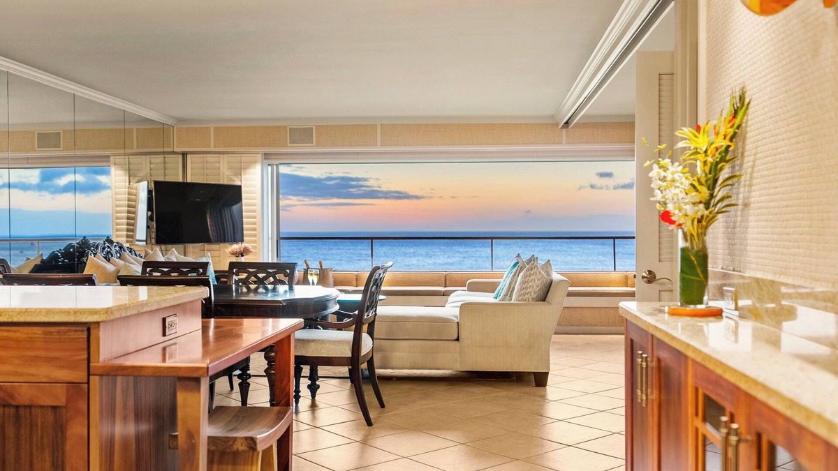 Diamond Head - Kapahulu - St. Louis Condo | Hale Kaimana by Gather: Lux Gold Coast Condo w/Ocean Views & Beach Access