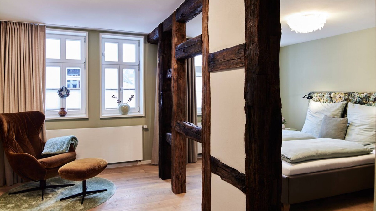 Fulda House | Half-timbered romance at the cathedral