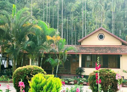 Somvarpet House | Halli Bailu Cottages
