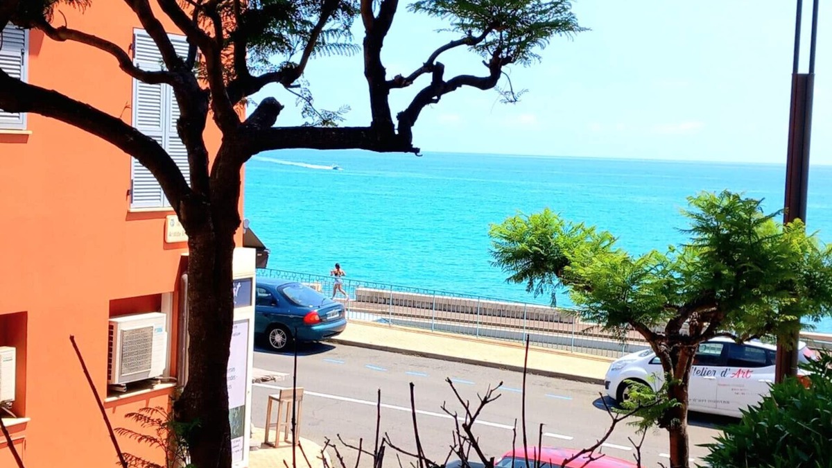 Menton Apartment | Hambury Palace (Relax and Fitness)Free Parking