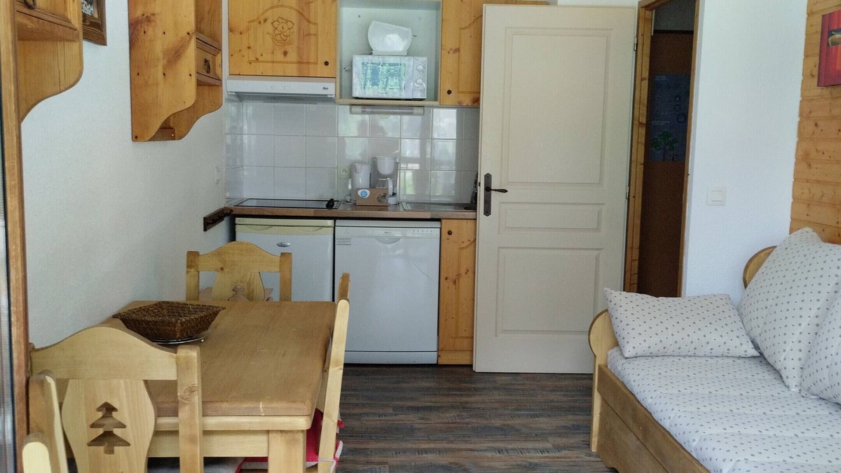 Orelle Apartment | Hameau 1 103 - SPA & PISCINE appartement 4 pers
