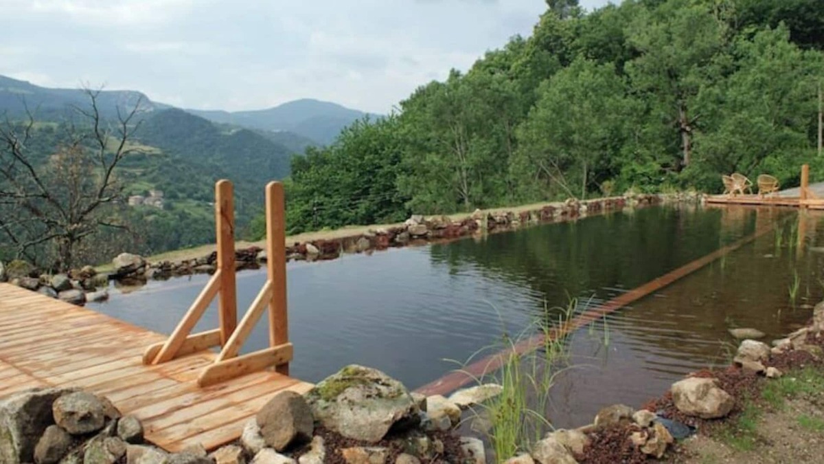 Saint-Etienne-de-Serre House | Hameau de Gîte Avec Piscine Naturelle "léo"