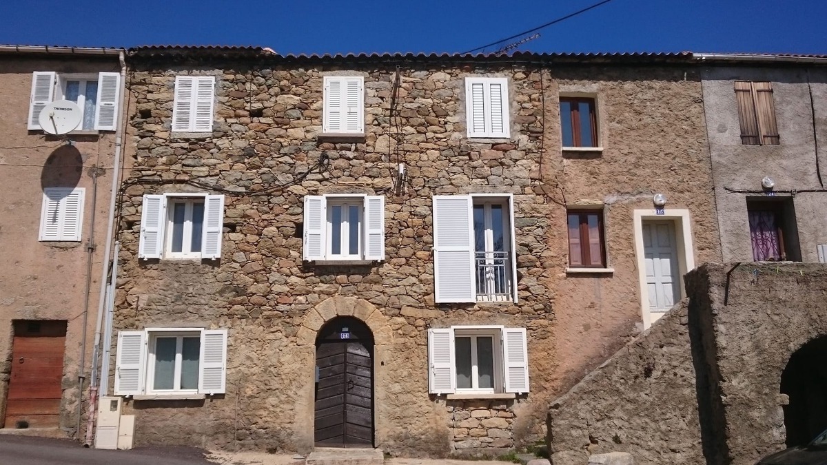 Albertacce Apartment | hamlet of ZITAMBOLI 900m above sea level and 1 hour from the sea escala hikes