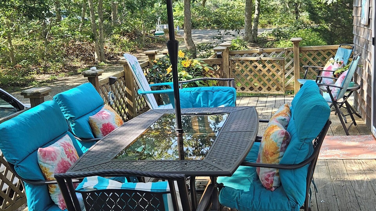 Edgartown House | Hamletts' Haven - Spectacular Summer Getaway! Tues. 8/27 - Sat. 9/7 AVAILABLE!