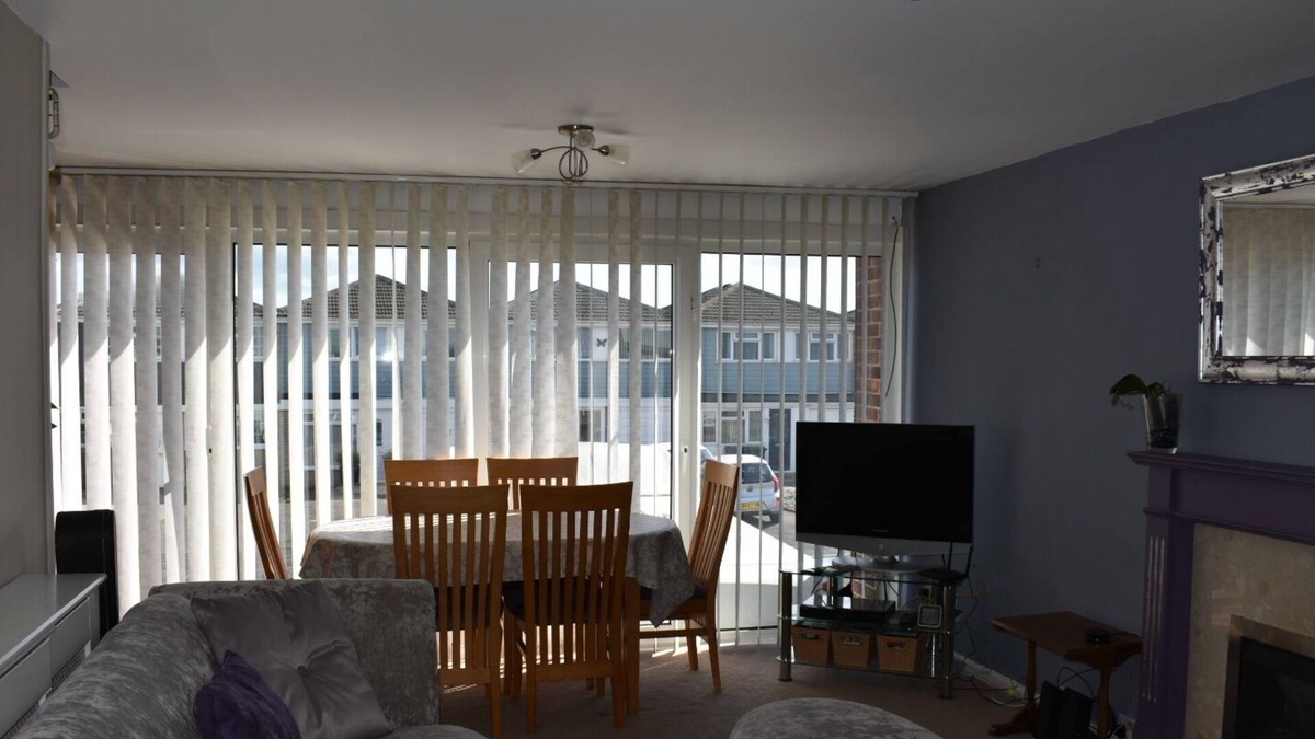 Gosport House | Hampshire Townhouse 10 mins walk from beach