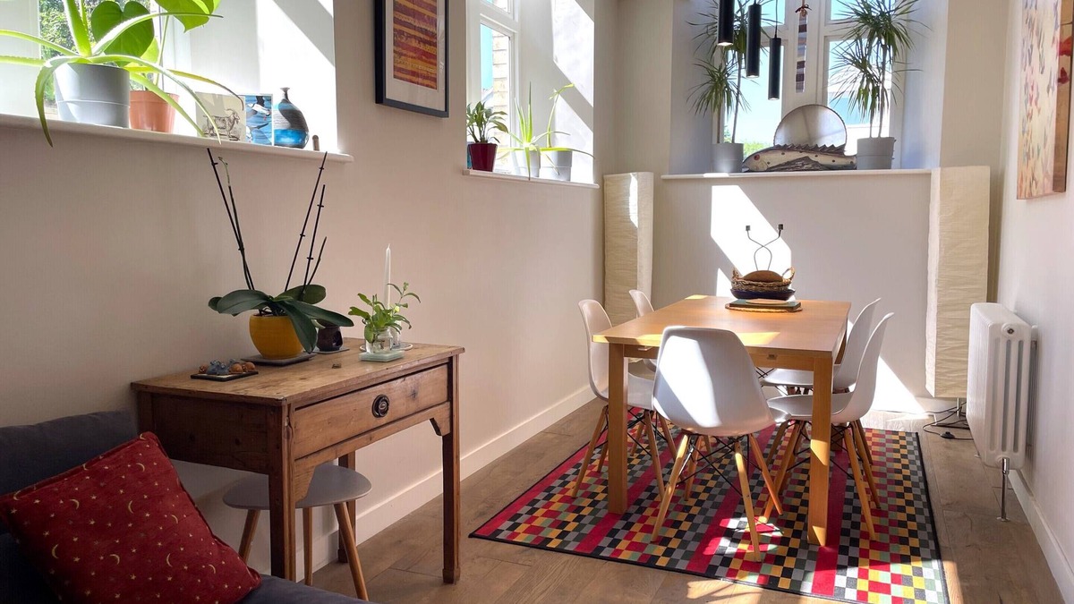 Cotham House | Hampton Hall - Wonderful Converted Home in Redland