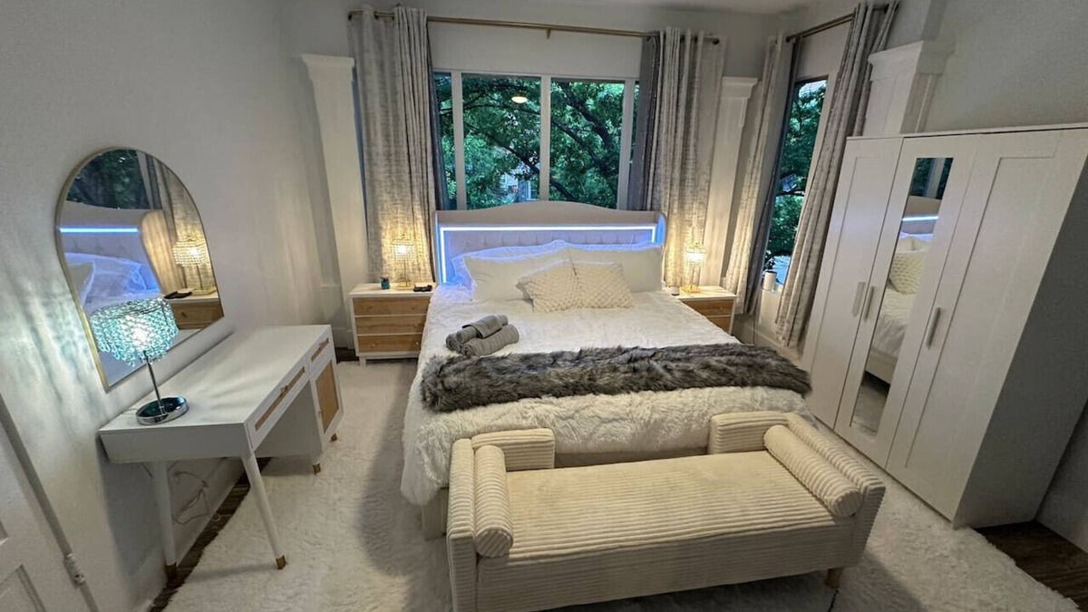 Hancock Apartment | Hampton House 2nd Floor