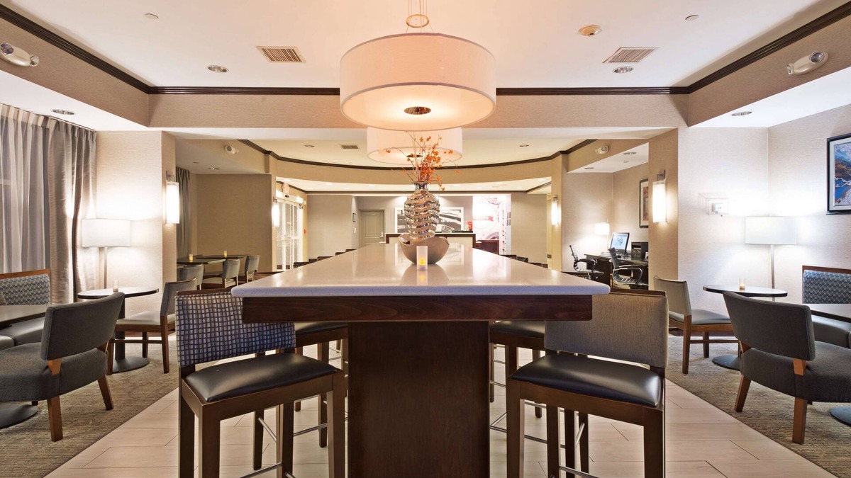 Lakeview Hotel | Hampton Inn by Hilton Gainesville-Haymarket