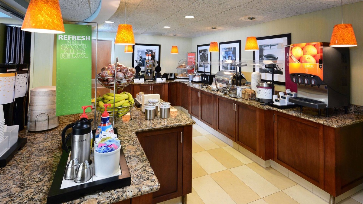 Cornelius Hotel | Hampton Inn Charlotte North/Lake Norman